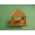 SUMMERHOUSE